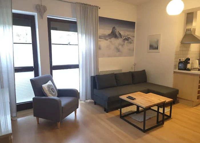 Ski & Spa # Sauna & Jacuzzi For Free # Restaurant 50M